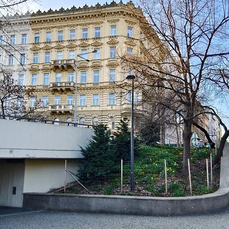 Apartment Kahoun Прага Экстерьер фото